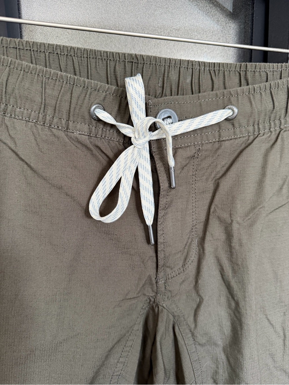 Vuori Ripstop Climber Pants Men’s Small Olive Green V412 32” Inseam - Picture 2 of 6